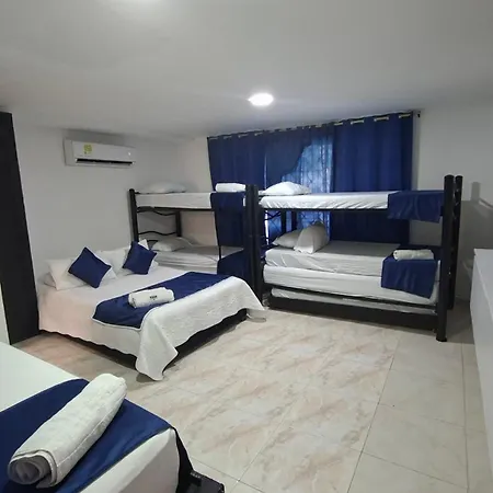 Habitación en casa particular Blue Diamond House